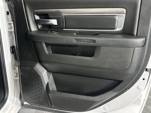 Used 2024 RAM 1500 Warlock AWD/4WD image 31