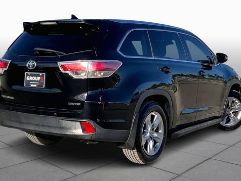 Used 2014 Toyota Highlander Limited Platinum image 12