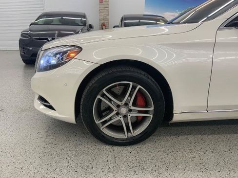 Used 2016 Mercedes-Benz S 550 4MATIC Sedan image 32