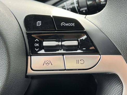 Certified 2023 Hyundai Elantra SEL w/ Cargo Package image 19