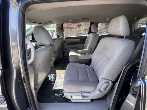 Used 2014 Honda Odyssey LX image 15