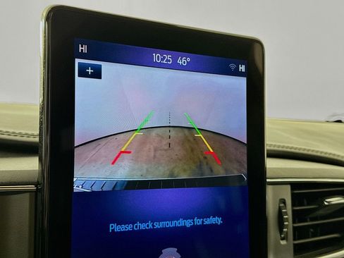 Used 2024 Ford Explorer Platinum w/ Technology Package image 19