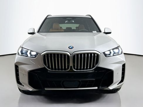 New 2026 BMW X5 xDrive40i w/ M Sport Package image 2