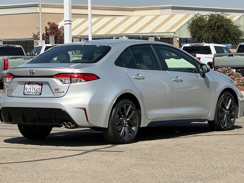 Certified 2024 Toyota Corolla SE FWD image 5