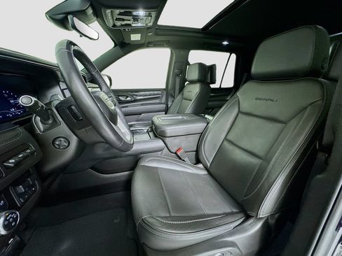 Used 2024 GMC Yukon Denali w/ Denali Reserve Package AWD/4WD image 11