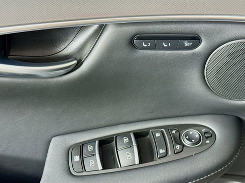 Used 2025 INFINITI QX50 Luxe image 12