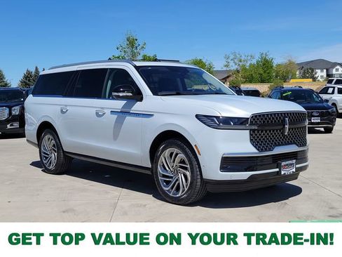 Certified 2025 Lincoln Navigator L Reserve AWD/4WD image 1