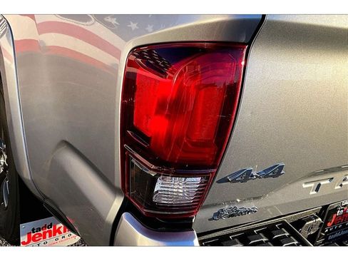 Used 2023 Toyota Tacoma SR5 w/ Technology Package image 32