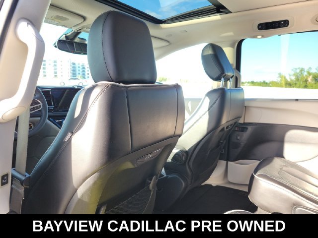 Used 2023 Chrysler Pacifica Limited FWD image 19