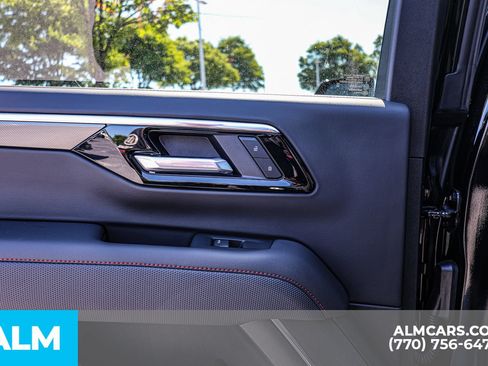 Used 2025 Chevrolet Suburban RST w/ Comfort Package AWD/4WD image 53