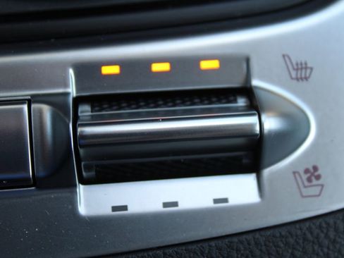New 2026 Kia Carnival EX FWD image 50