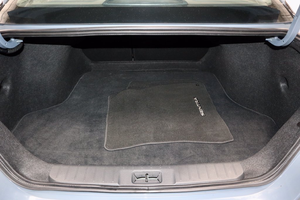Certified 2025 Nissan Sentra SV w/ SV Premium Package FWD image 13
