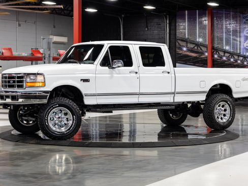 Used 1997 Ford F350 4x4 Crew Cab image 3