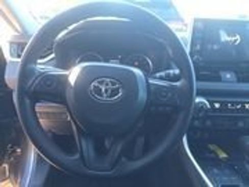 Used 2019 Toyota RAV4 XLE image 14