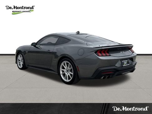 Used 2025 Ford Mustang GT Premium RWD image 7