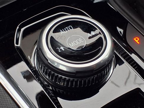 New 2026 GMC Canyon Elevation w/ Convenience Package image 7