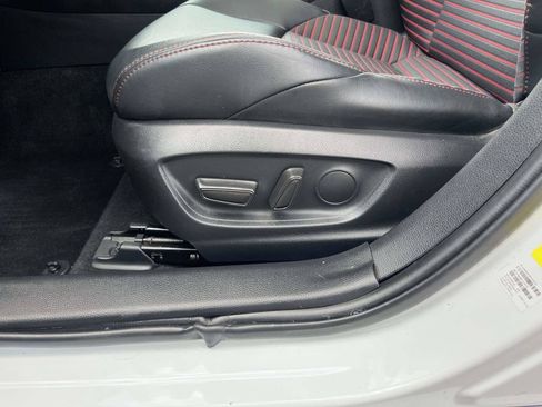 Used 2023 Toyota Corolla XSE FWD image 15