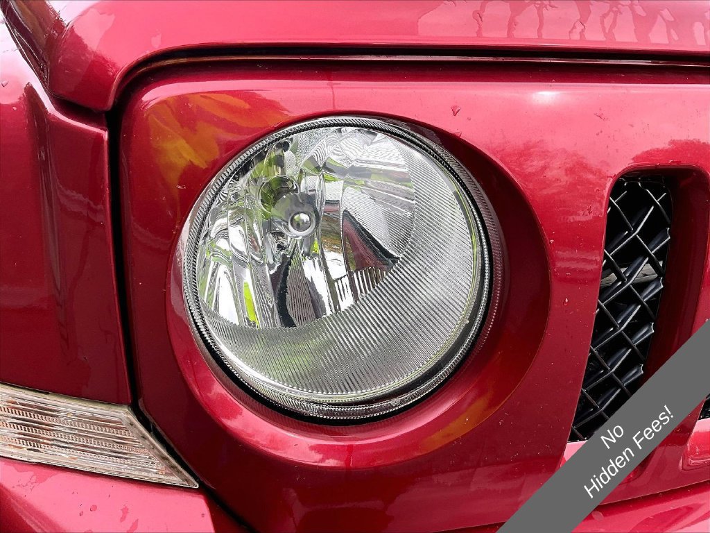 Used 2017 Jeep Patriot High Altitude AWD/4WD image 22