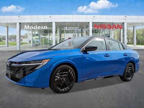 New 2027 Nissan Sentra SR w/ Floor Mat Package FWD image 1
