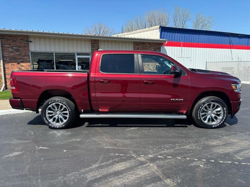 Used 2024 RAM 1500 Laramie image 2