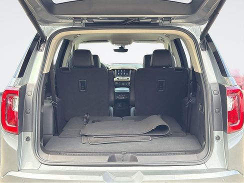 Used 2023 GMC Acadia Denali w/ Denali Technology Package FWD image 26