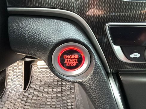 Used 2018 Honda Accord Sport image 10