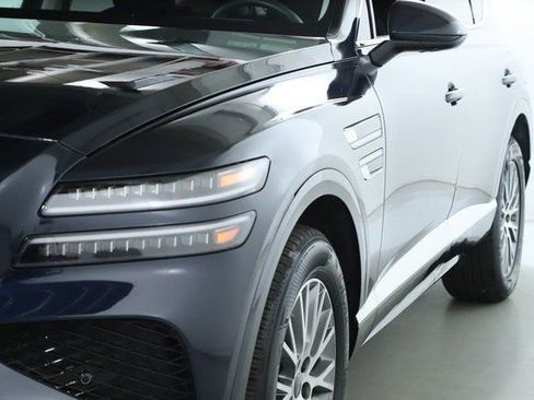 Used 2025 Genesis GV80 2.5T Standard image 4