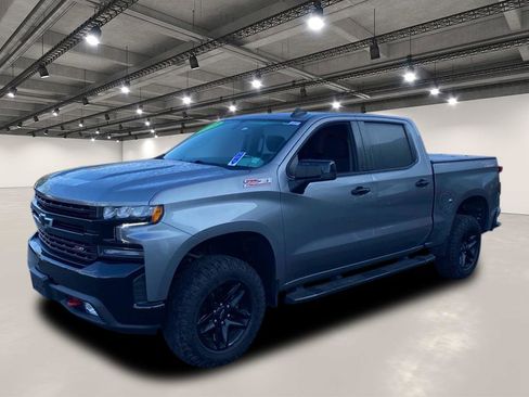 Used 2022 Chevrolet Silverado 1500 LT Trail Boss image 3