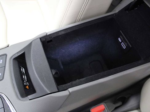 Certified 2023 Cadillac XT5 Premium Luxury image 35