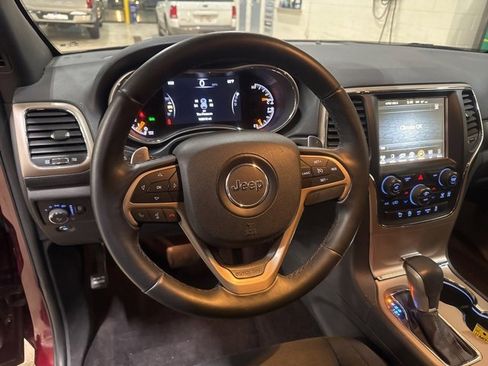 Used 2017 Jeep Grand Cherokee Laredo w/ Quick Order Package 23E image 23