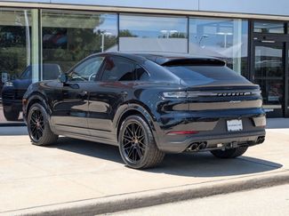 Certified 2025 Porsche Cayenne Coupe video 3