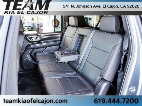 Used 2022 Chevrolet Suburban Z71 AWD/4WD image 18