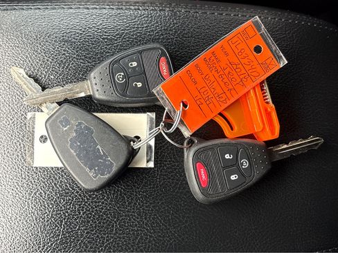 Used 2018 Jeep Wrangler Unlimited Rubicon image 31