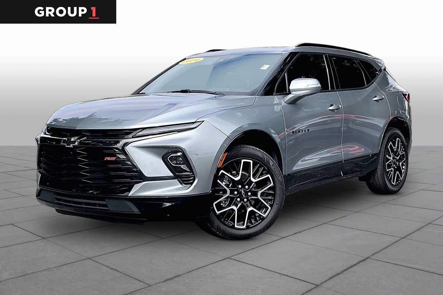 Used 2024 Chevrolet Blazer RS w/ Driver Confidence II Package FWD image 1