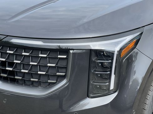 New 2026 Kia Carnival SX Prestige FWD image 13