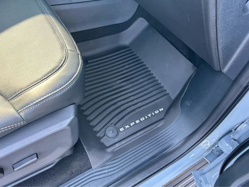 New 2026 Ford Expedition Platinum w/ Stealth Performance Package image 24