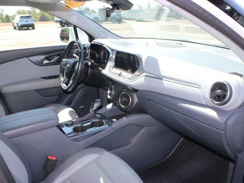 Used 2020 Chevrolet Blazer LT w/ Sound & Technology Package FWD image 28