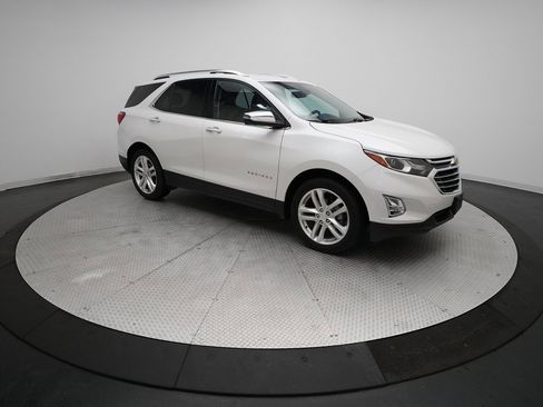 Used 2020 Chevrolet Equinox Premier image 13
