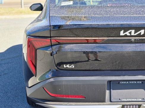 New 2026 Kia K4 FWD image 9