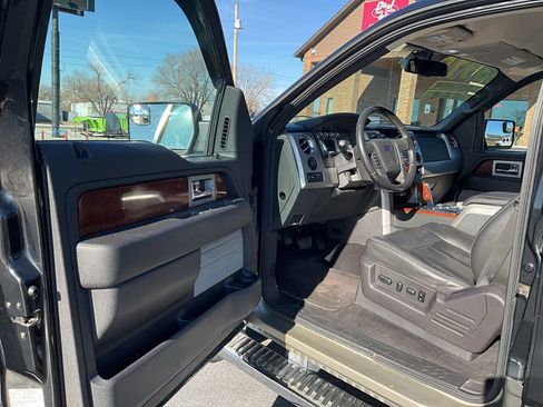 Used 2010 Ford F150 Lariat image 28