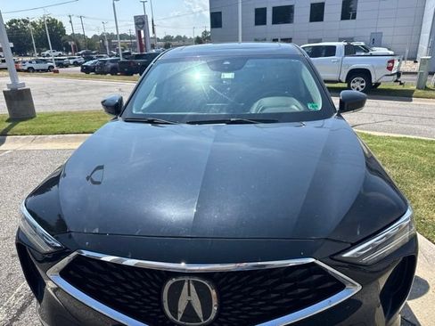 Used 2023 Acura MDX w/ Technology Package FWD image 2