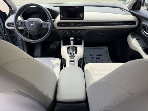 Used 2023 Honda HR-V LX image 13