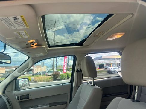 Used 2012 Ford Escape XLT FWD image 25