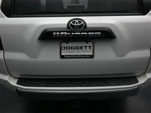 Certified 2018 Toyota 4Runner TRD Off-Road Premium image 14