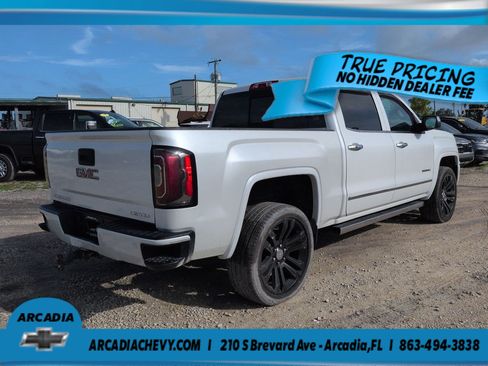 Used 2017 GMC Sierra 1500 Denali w/ Denali Ultimate Package AWD/4WD image 4