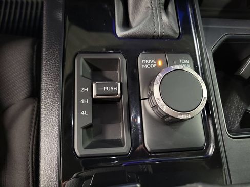 Used 2024 Toyota Tundra SR5 w/ SR5 Convenience Package AWD/4WD image 18