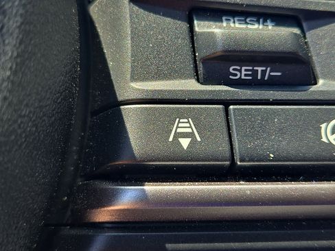 Used 2024 Subaru Outback Premium AWD/4WD image 26