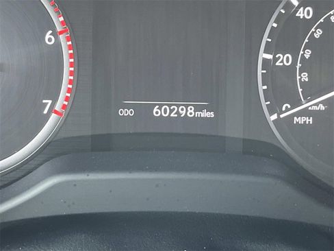 Used 2021 Lexus GX 460 Premium image 38