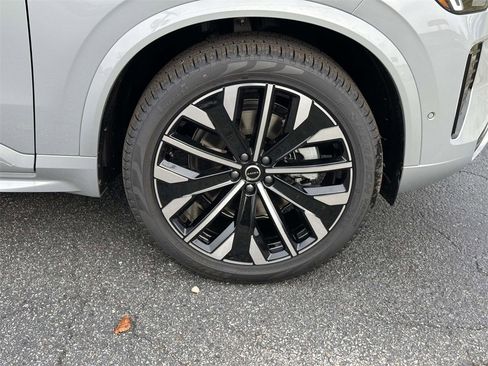 New 2026 Volvo XC90 B6 Ultra w/ Protection Package image 24