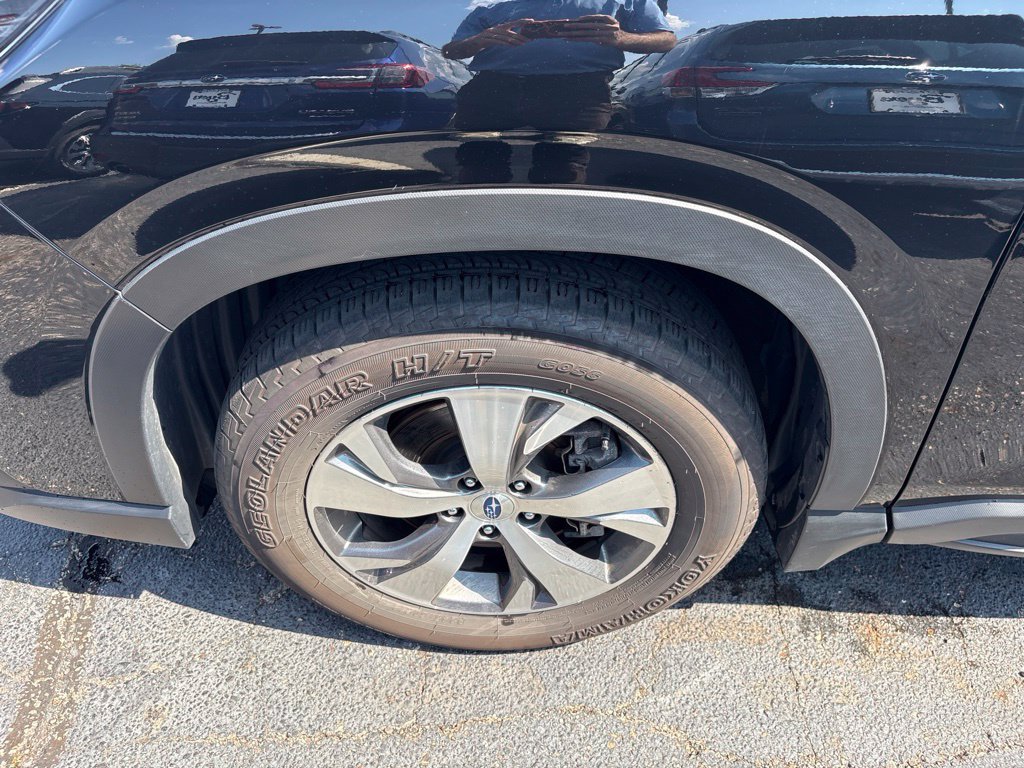 Used 2024 Subaru Ascent Premium w/ Convenience Package AWD/4WD image 7